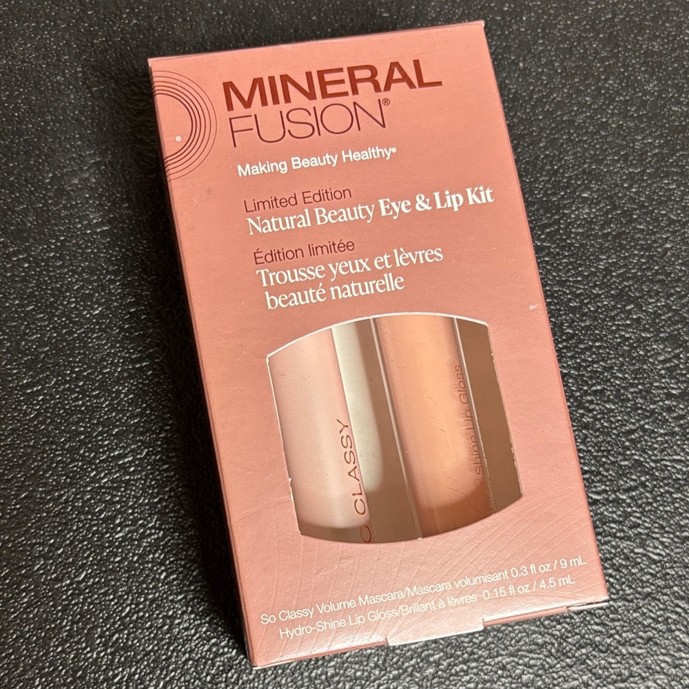 Mineral Fusion Natural Beauty Eye & Lip Kit - So Classy Mascara Lip Gloss Set